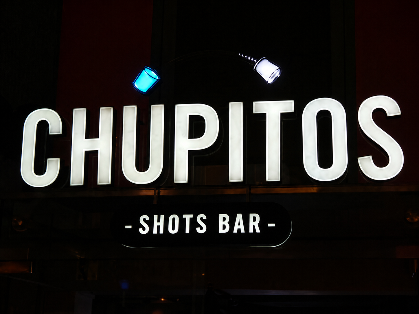 chupitos shots bar